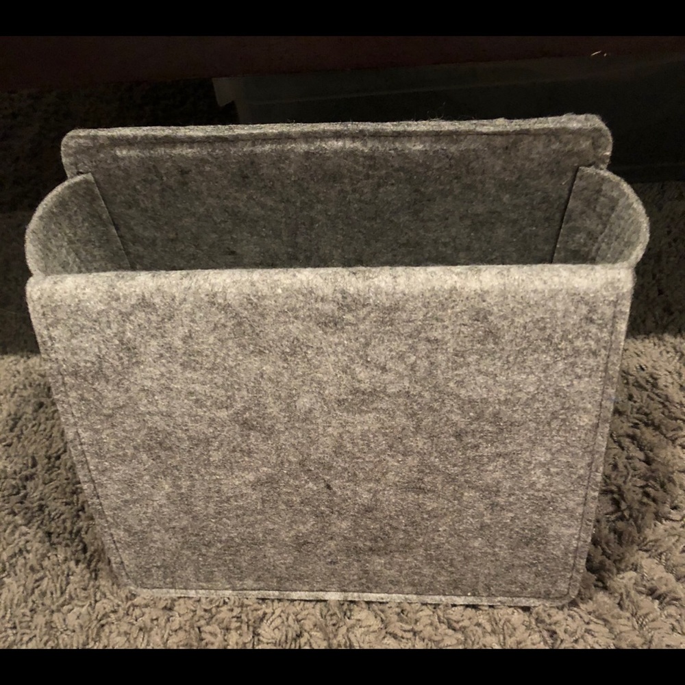 Kikkerland Bedside Caddy, NWOT